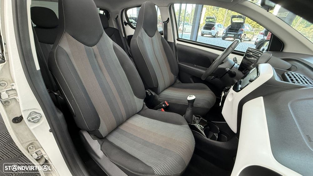 Peugeot 108 1.2 VTi Allure - 24
