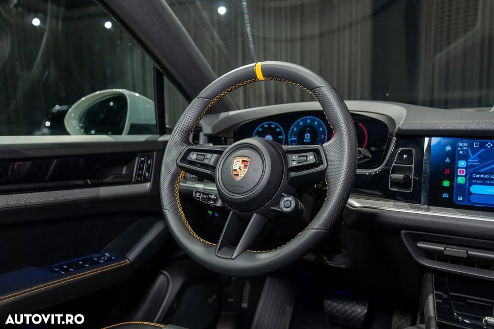 PORSCHE Cayenne Coupe 2023 — imagine 34