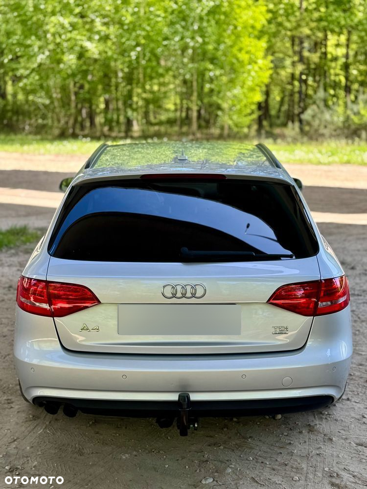 Audi A4 Avant 2.0 TDI DPF quattro Attraction - 9