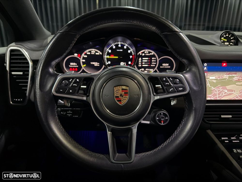 Porsche Cayenne Coupé E-Hybrid - 25