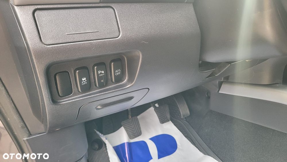 Mitsubishi Outlander 2.2 DI-D 4WD Invite - 28