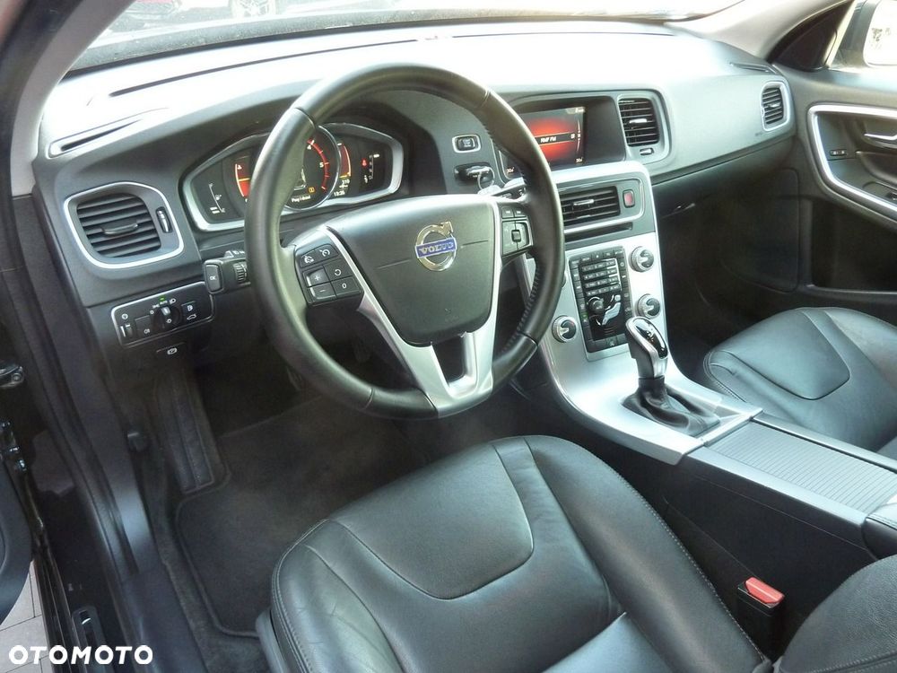 Volvo V60 - 10