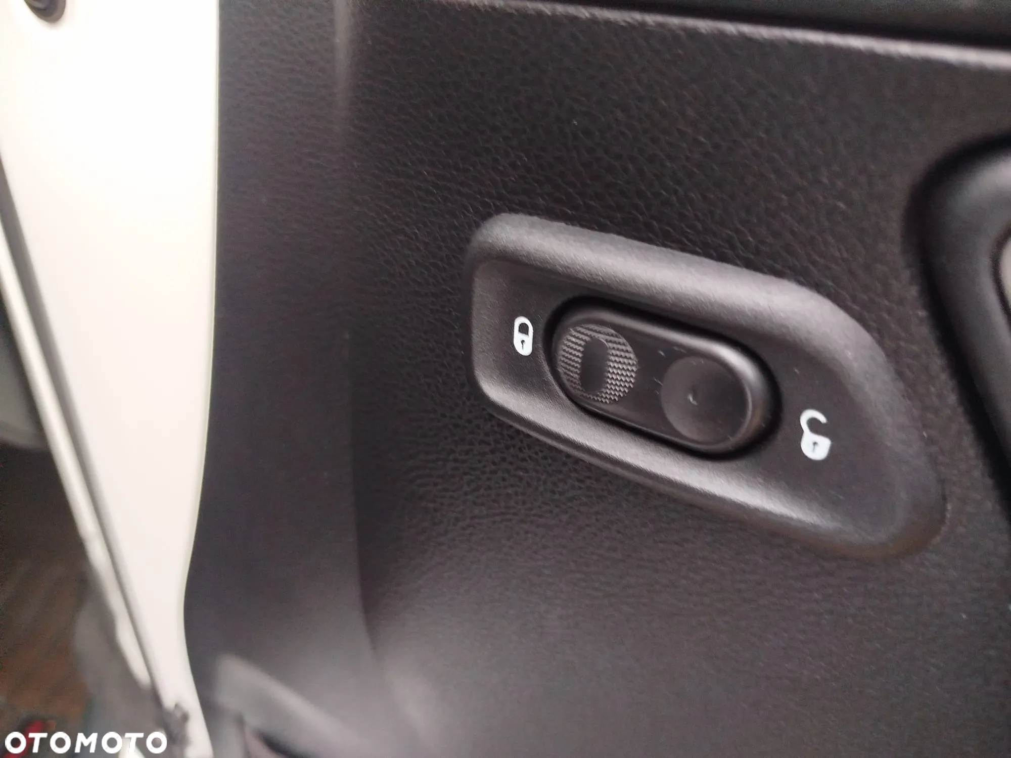 Jeep Wrangler 3.6 Unlim Sahara - 14
