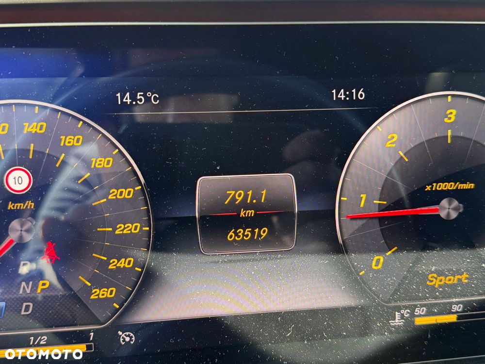 Mercedes-Benz Klasa E 220 d 4-Matic 9G-TRONIC - 9