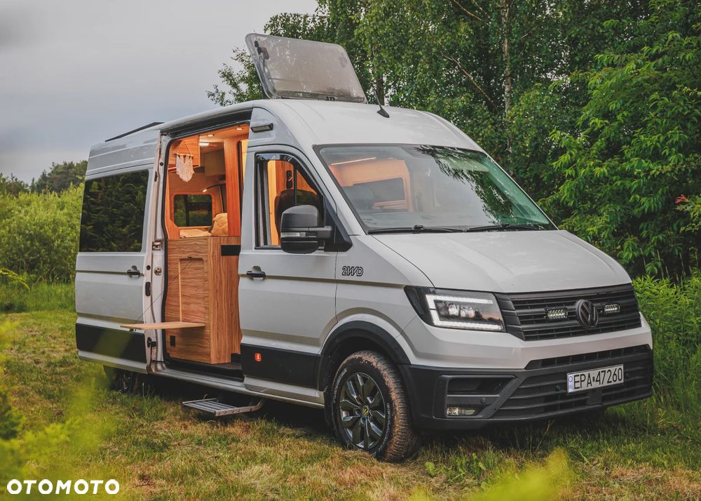 Volkswagen Crafter campervan - 5