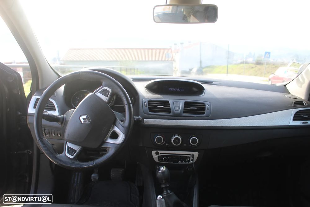 Renault Mégane Sport Tourer 1.5 dCi Comfort SS - 8