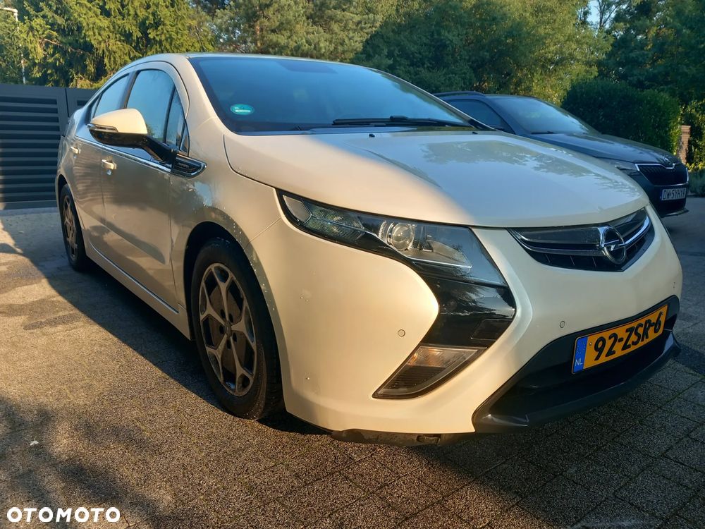 Opel Ampera - 3