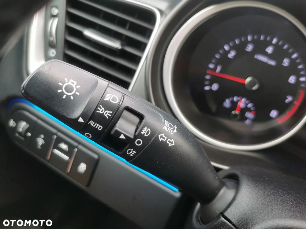 Kia Ceed 1.4 L - 22