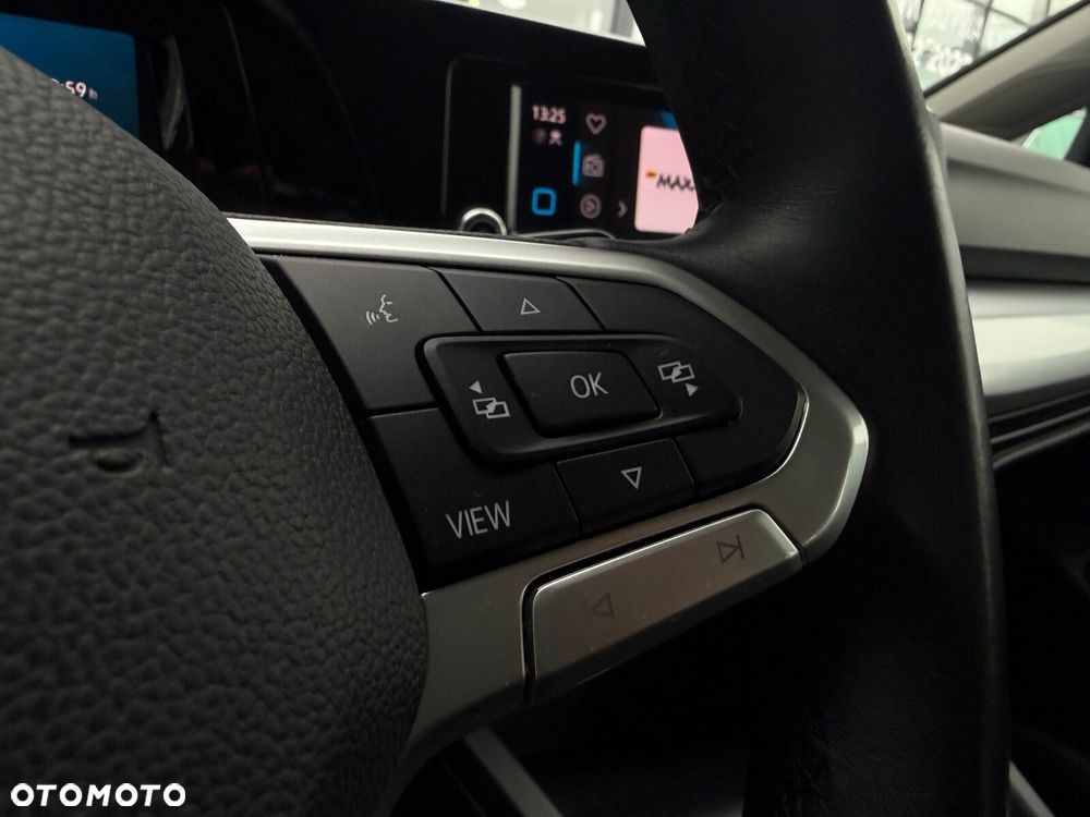 Volkswagen Golf - 23