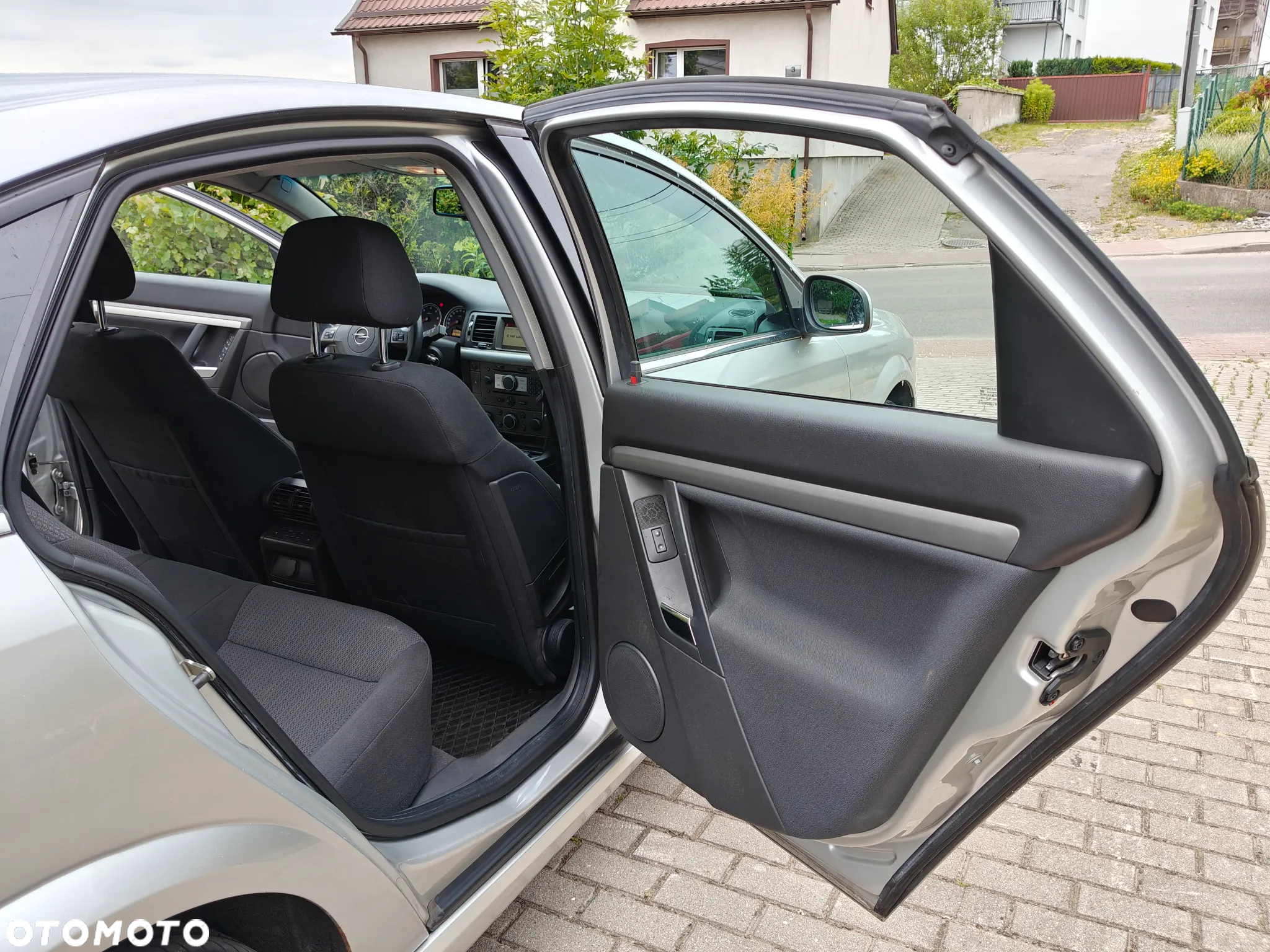 Opel Vectra 1.9 CDTI Cosmo - 16