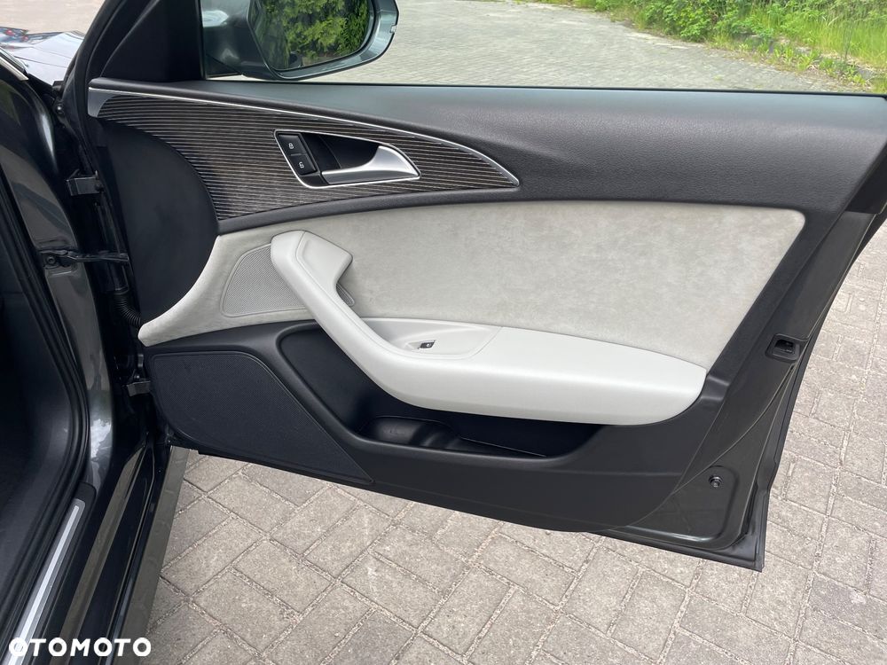 Audi A6 Avant 2.0 TDI Ultra DPF S tronic - 25