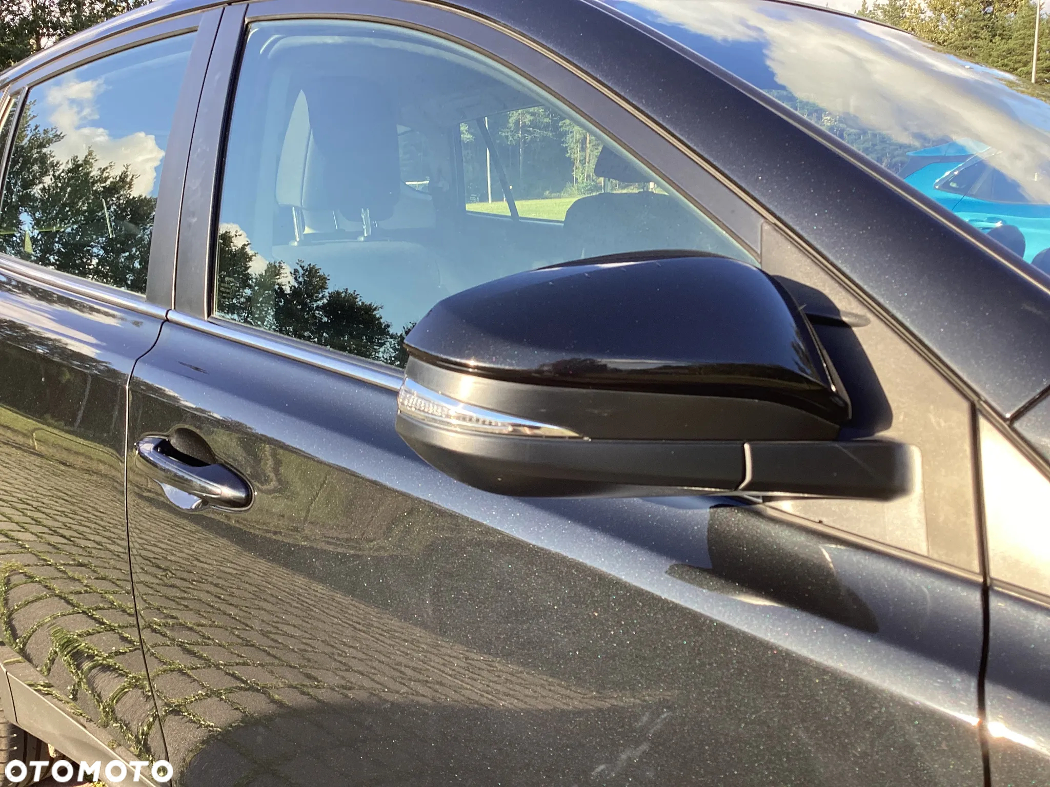 Toyota RAV4 2.0 D-4D Premium - 8