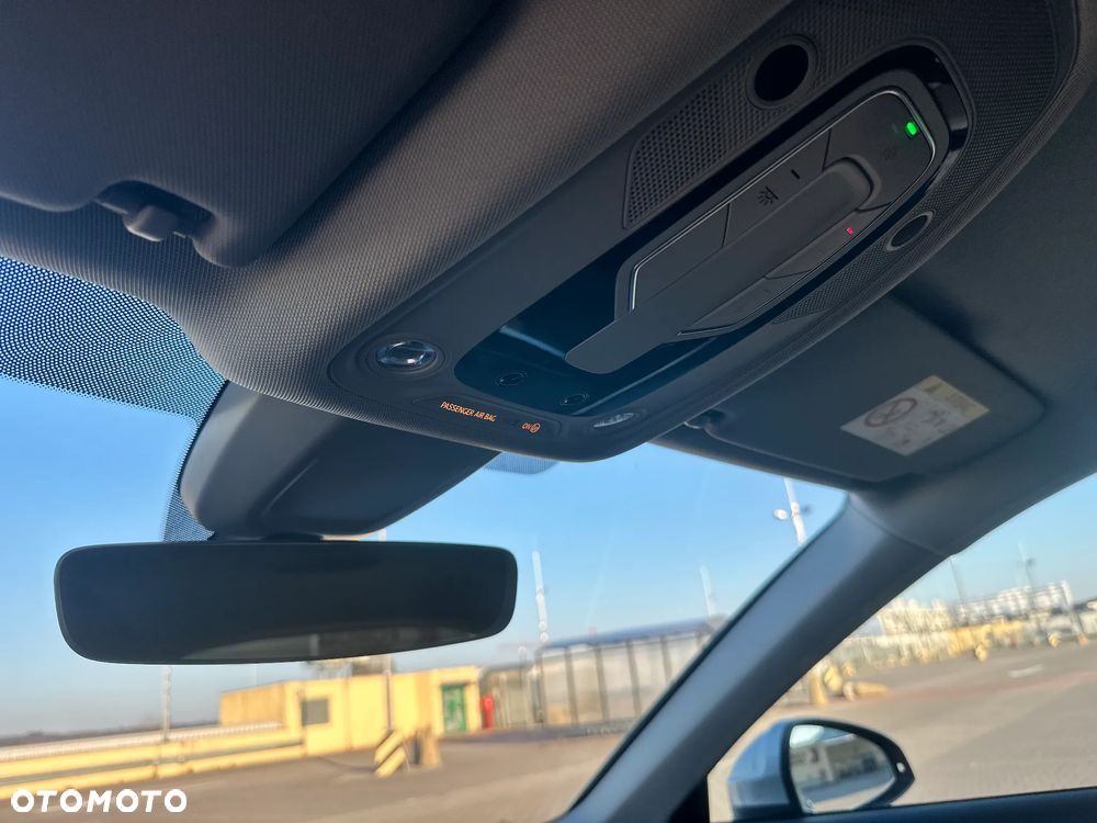 Audi A4 Avant 2.0 TDI S tronic - 24