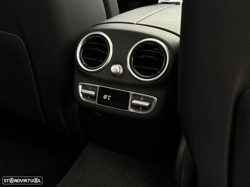 Mercedes-Benz C 200 - 23