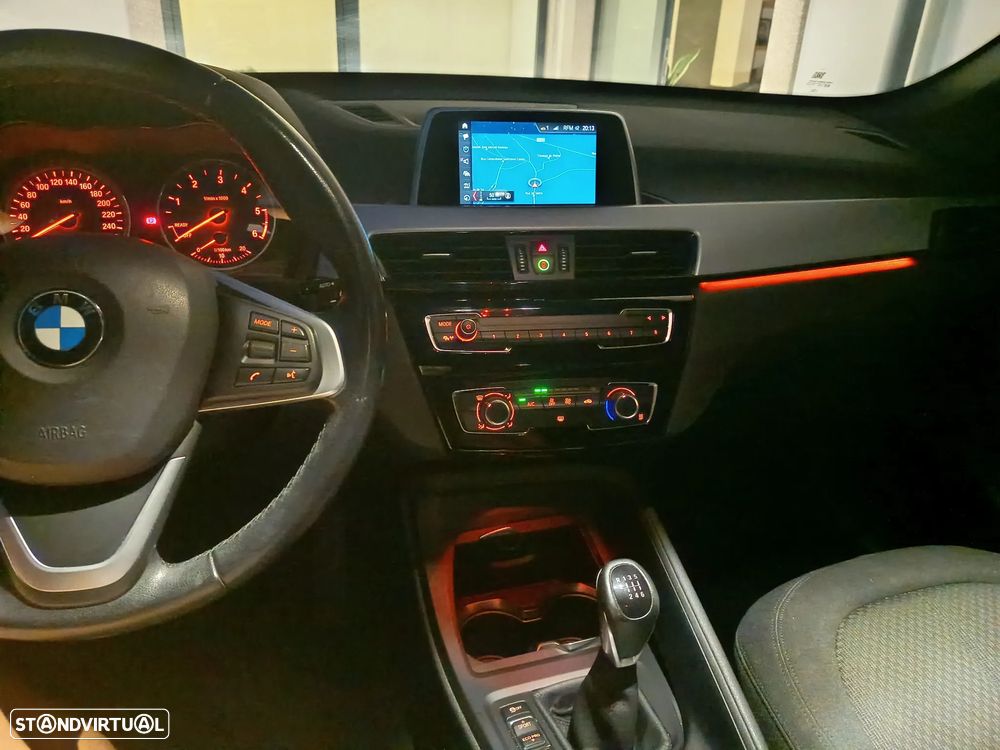 BMW X1 16 d sDrive - 11