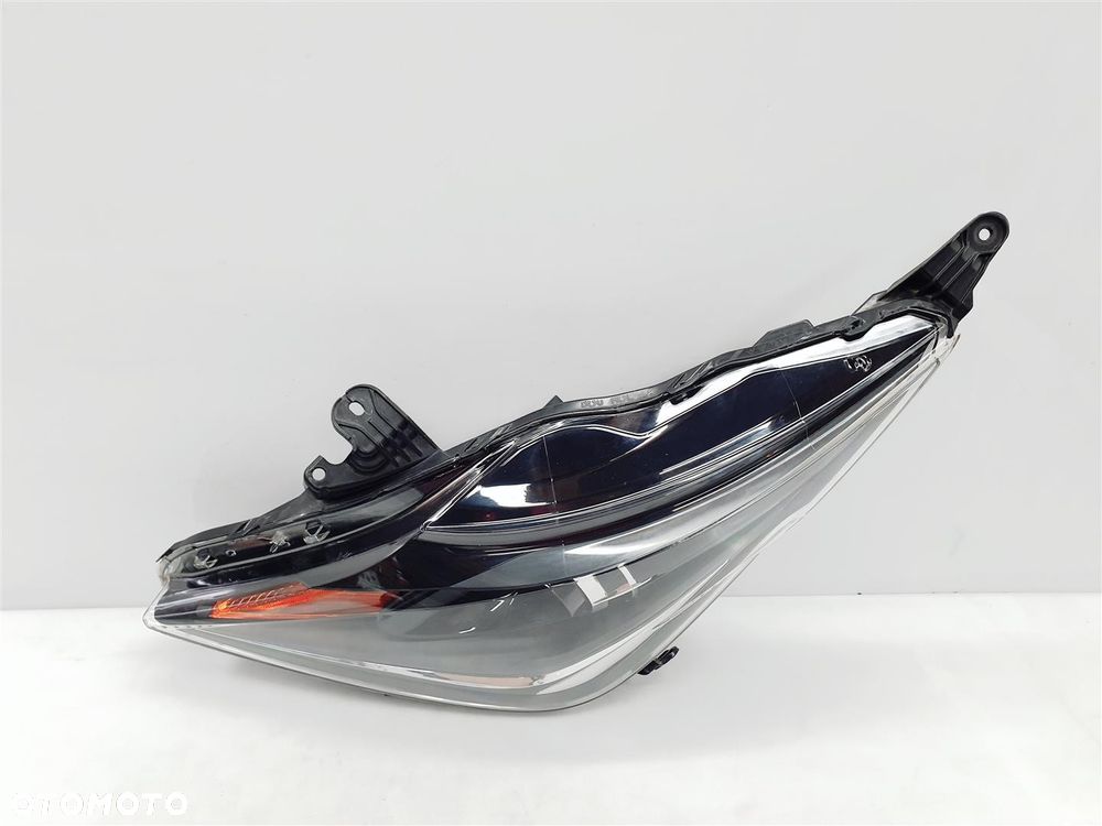 TOYOTA AYGO II 14r+ LAMPA PRZÓD SOCZEWKA LED ORY EU !!! 0H17 - 12