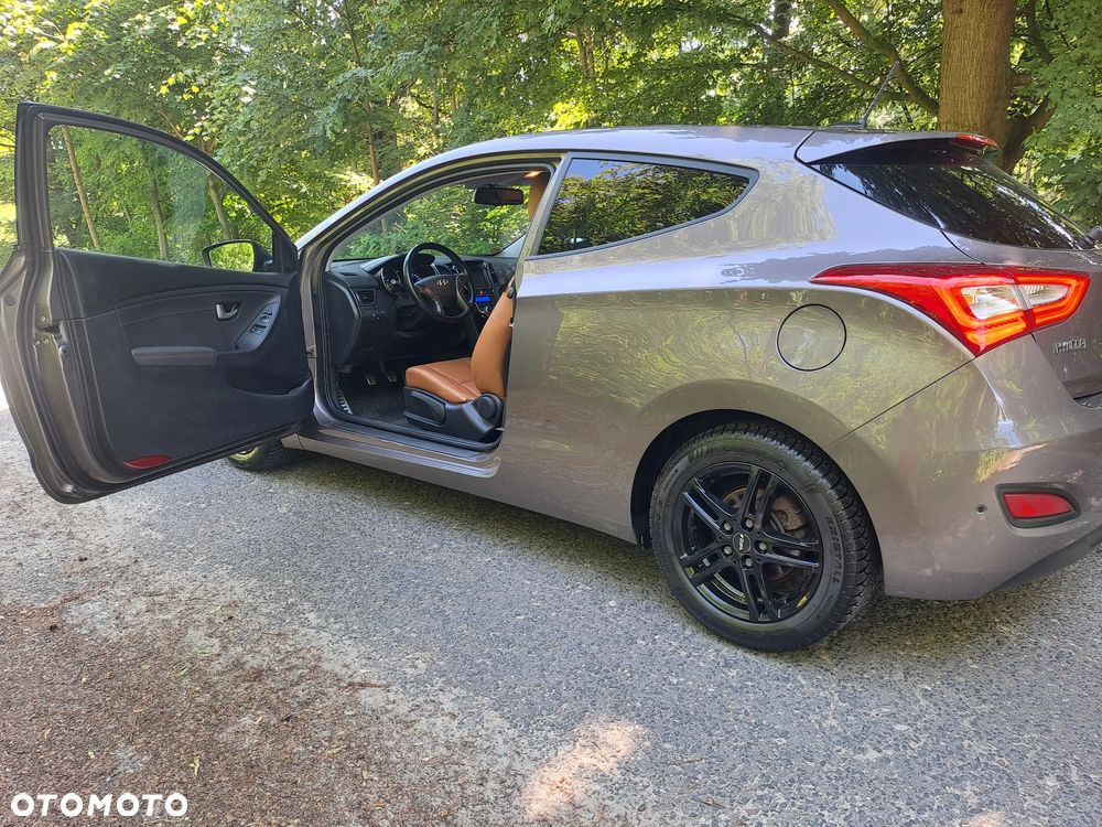 Hyundai i30 1.6 GDI Premium - 26
