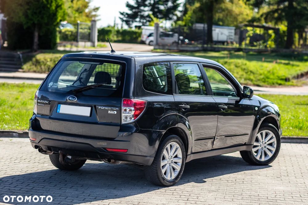 Subaru Forester 2.0D Comfort - 10