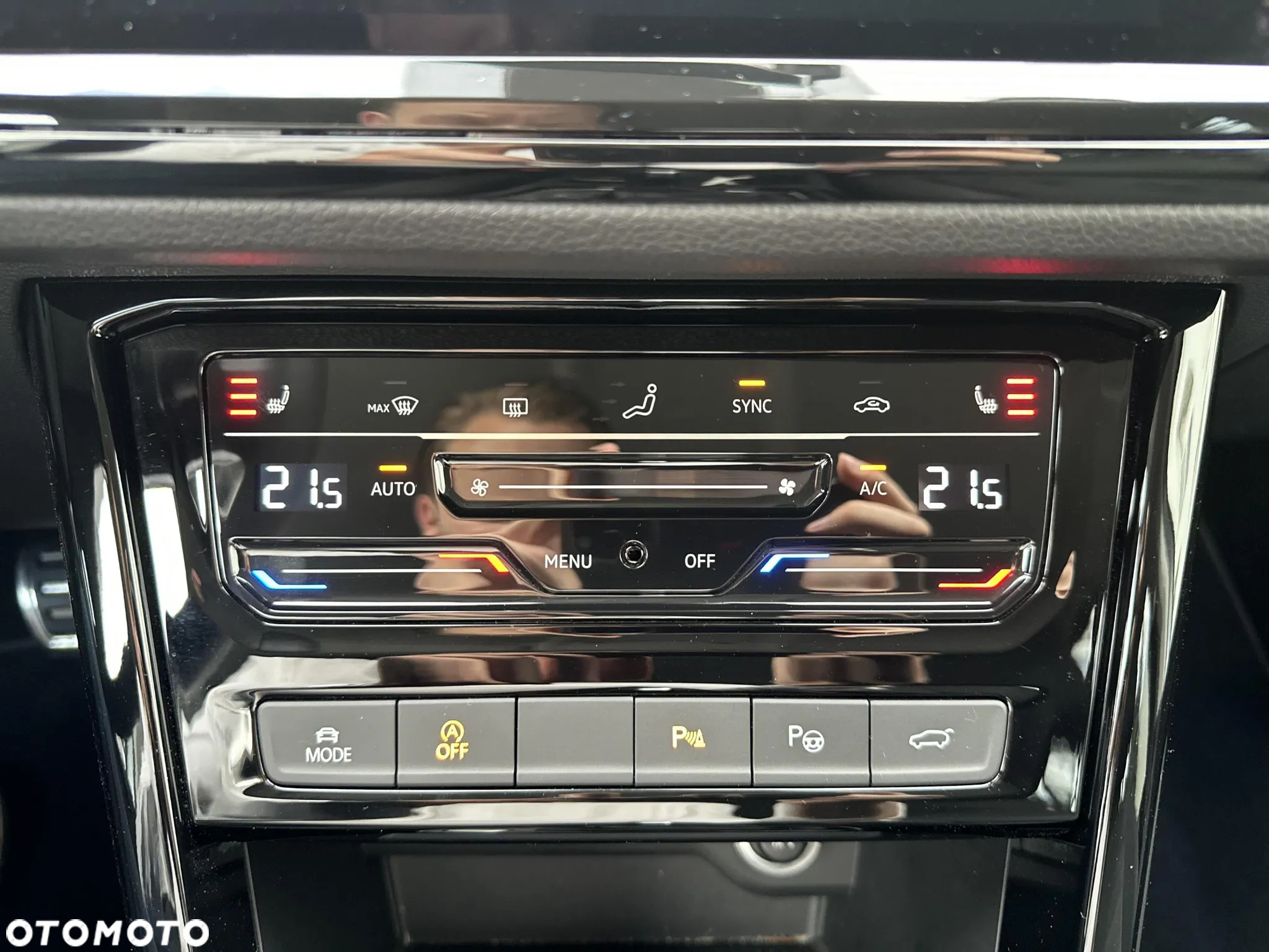 Volkswagen Touran 1.5 TSI EVO Highline DSG - 27
