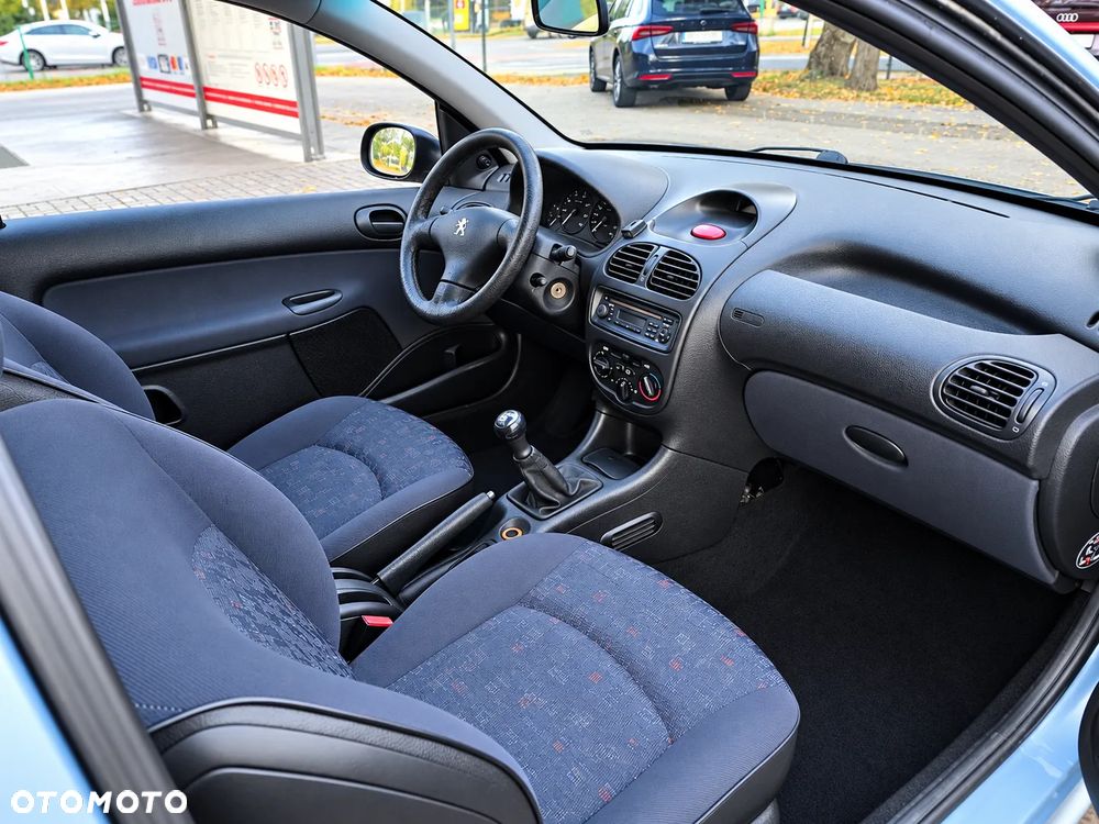 Peugeot 206 1.1 XR - 5