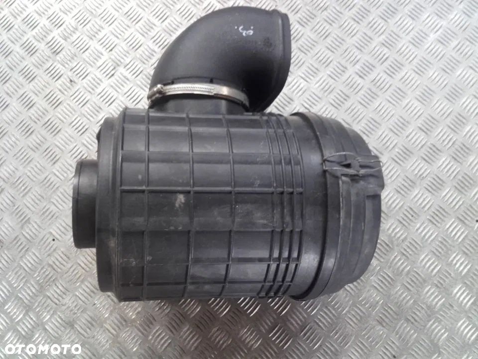 OBUDOWA FILTRA POWIETRZa renault midlum dci dxi - 1