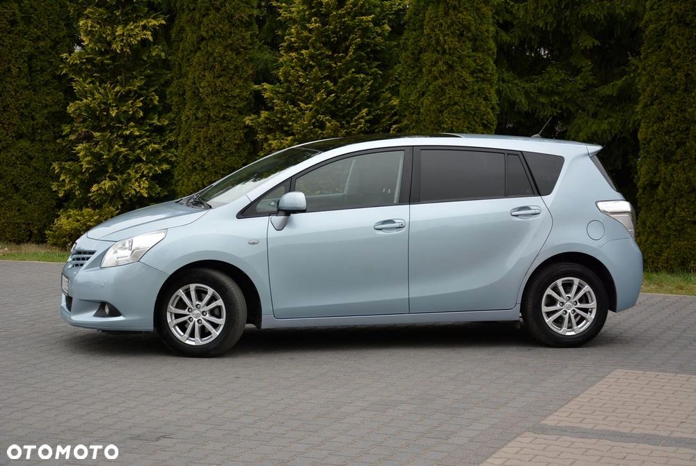 Toyota Verso 2.0 D-4D Premium - 10