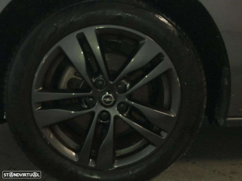 Opel Astra Sports Tourer - 18