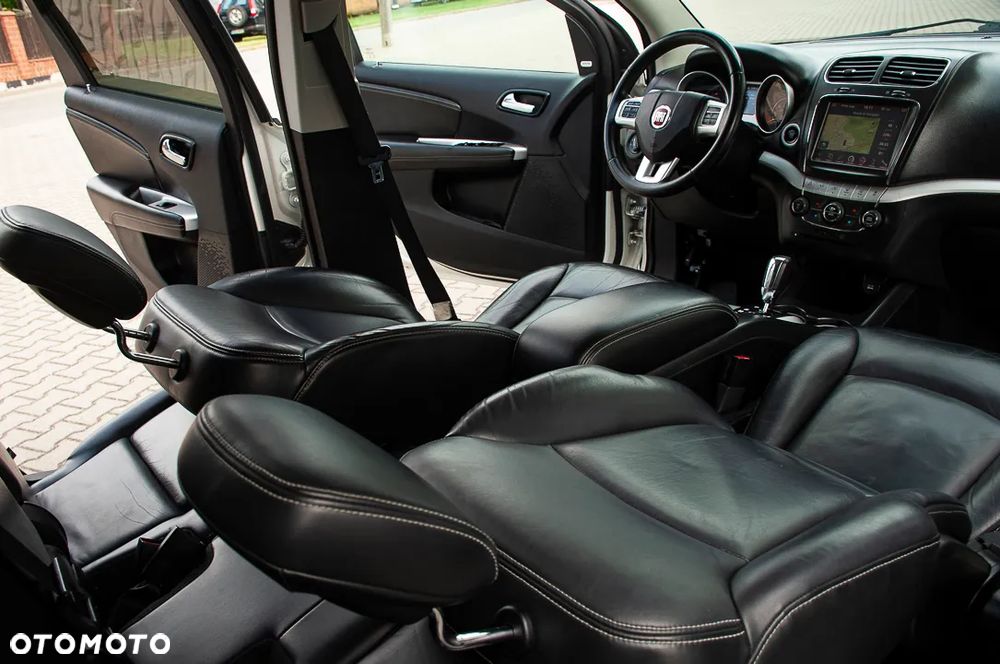 Fiat Freemont 2.0 Multijet Black Code AWD - 34