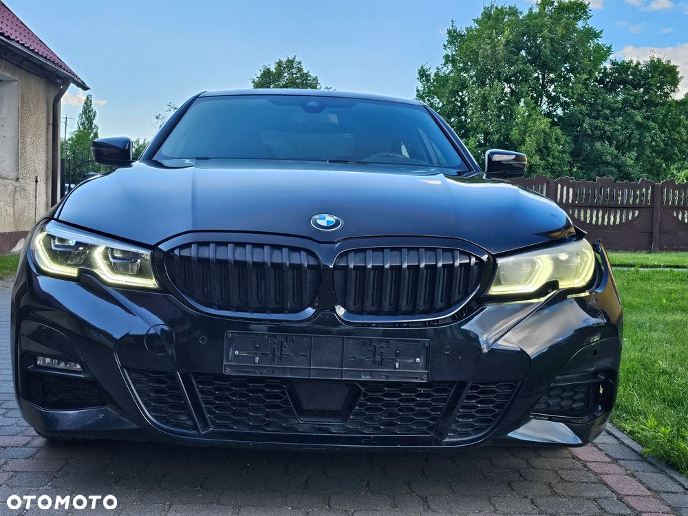 BMW Seria 3 330e M Sport - 2