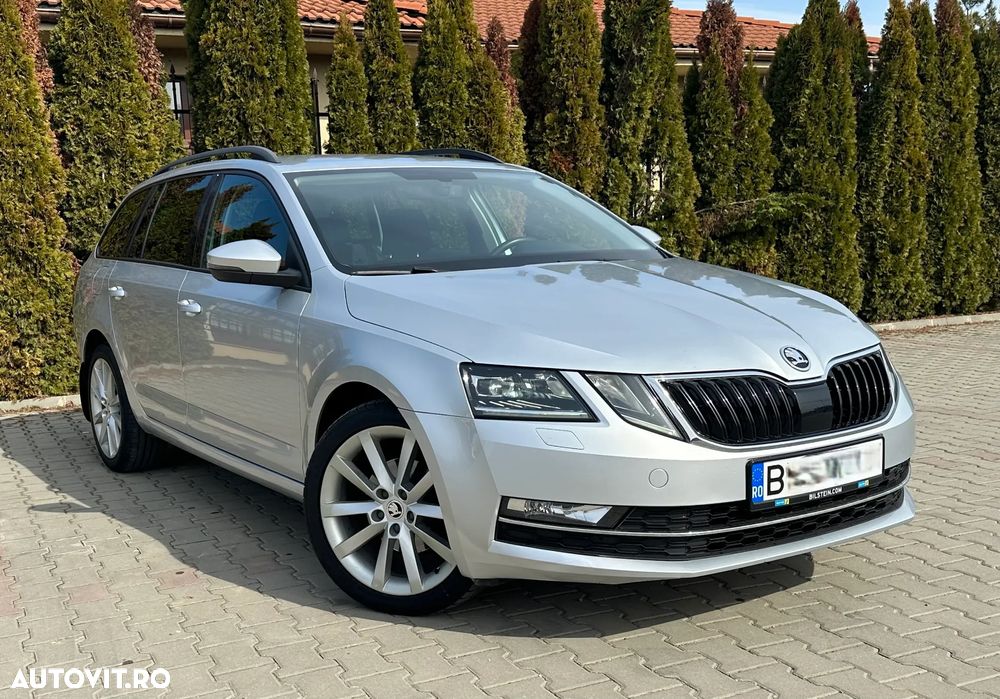 Skoda Octavia 2.0 TDI DSG Ambition - 1