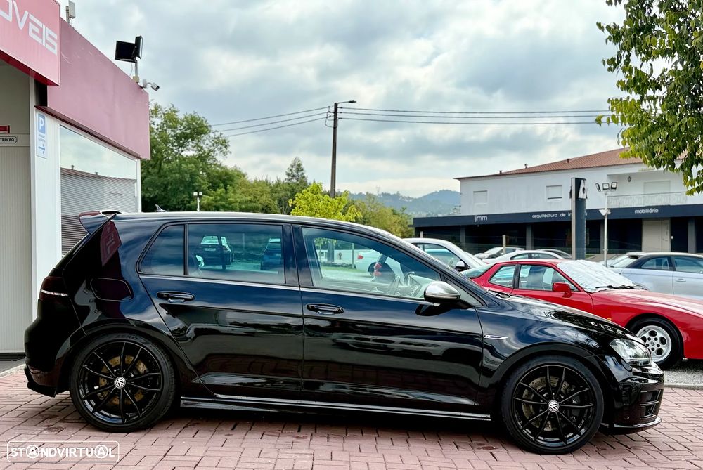 VW Golf R 4Motion BlueMotion DSG - 11