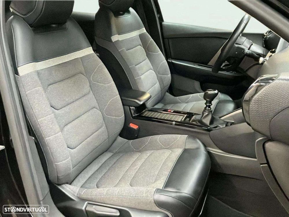 Citroën C4 1.2 PureTech Feel Pack - 12