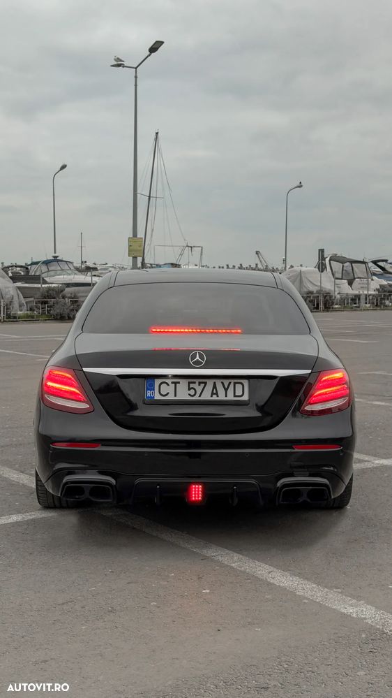 Mercedes-Benz E 220 d 9G-TRONIC AMG Line - 6