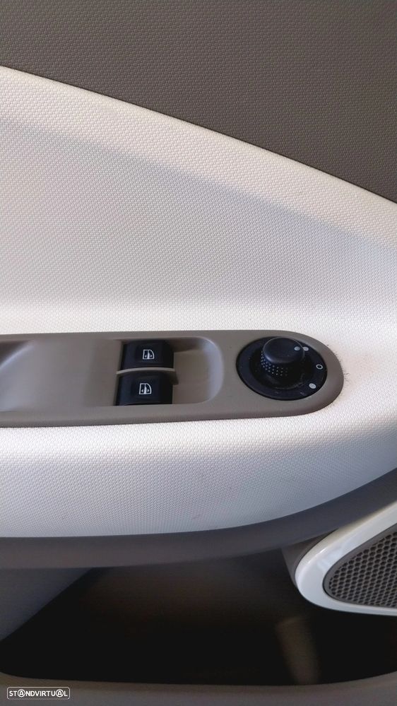 Renault Zoe (c/ Bateria) Life 40 - 16