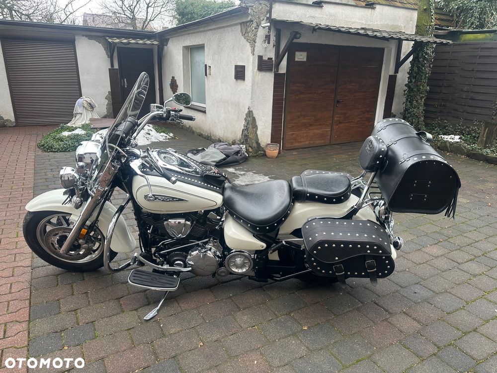 Yamaha Road Star - 2
