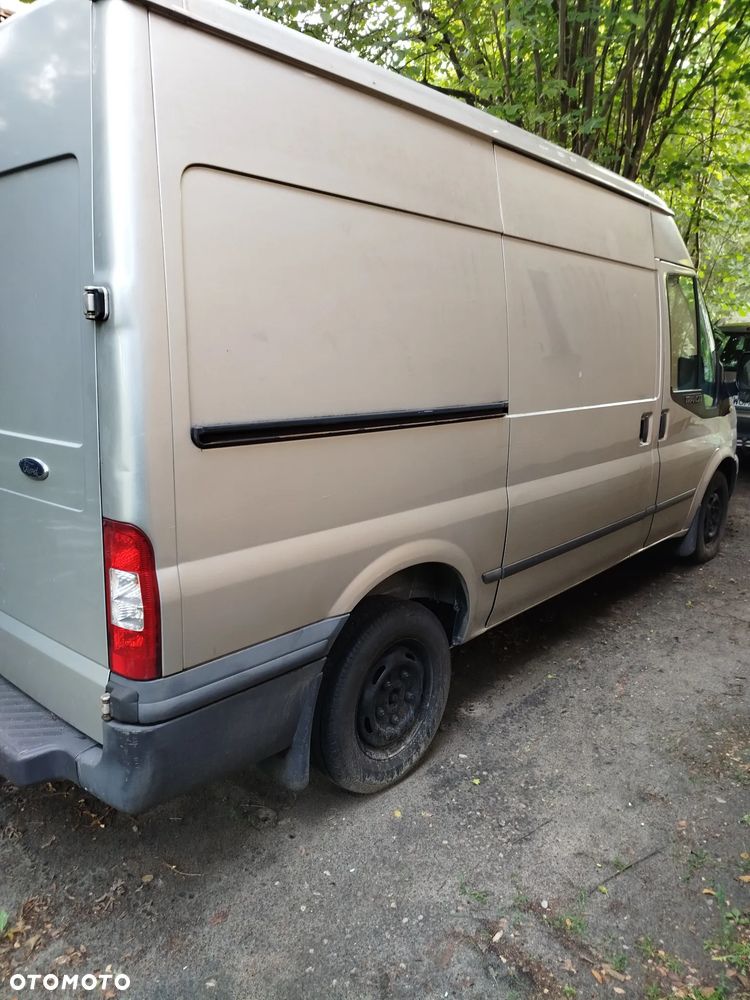 Ford Transit - 6