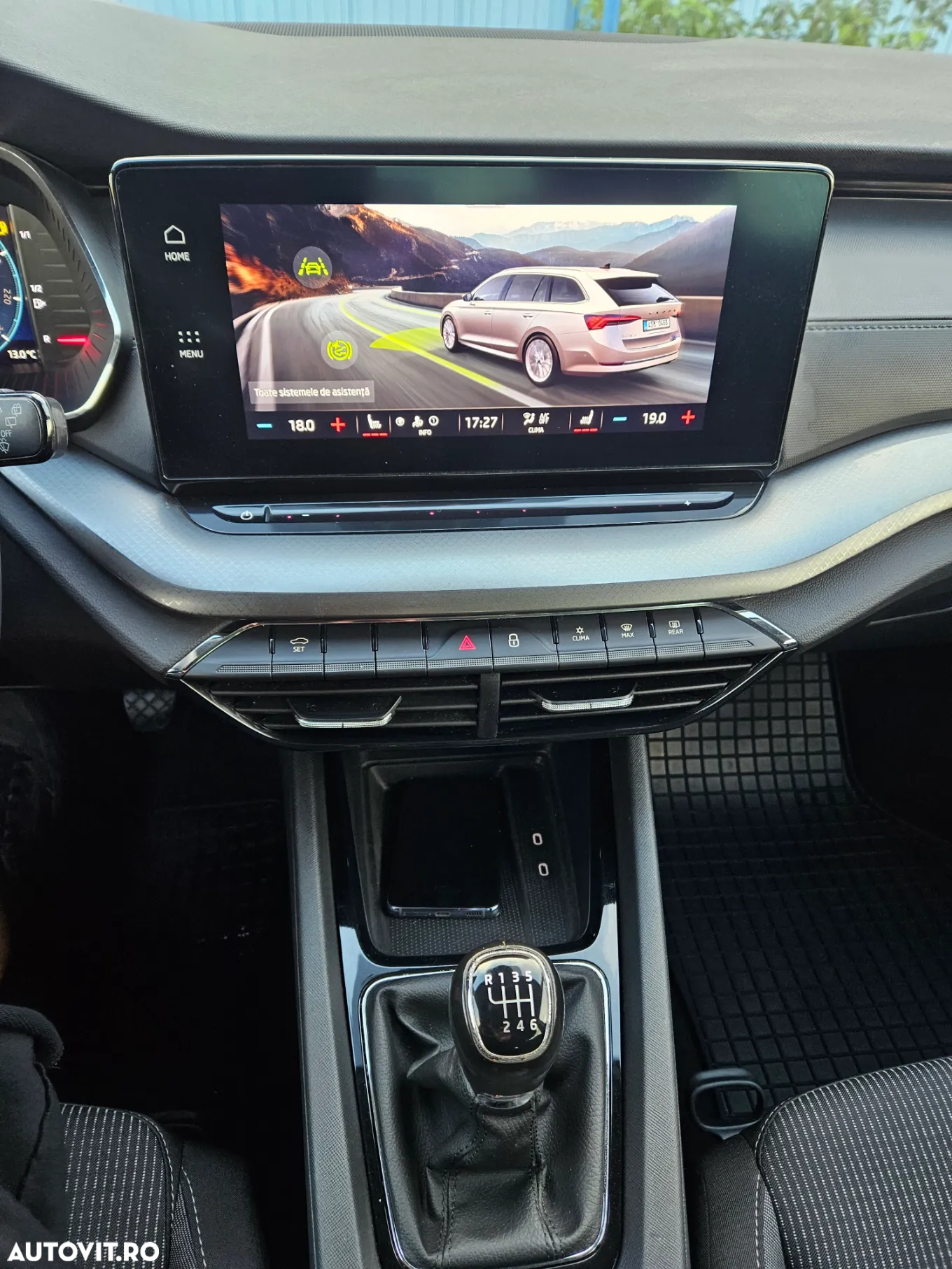 Skoda Octavia 2.0 TDI Style - 8