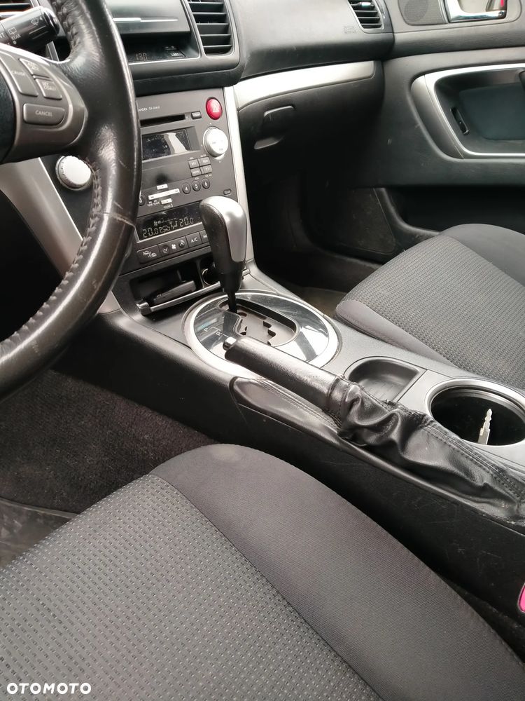 Subaru Legacy - 6