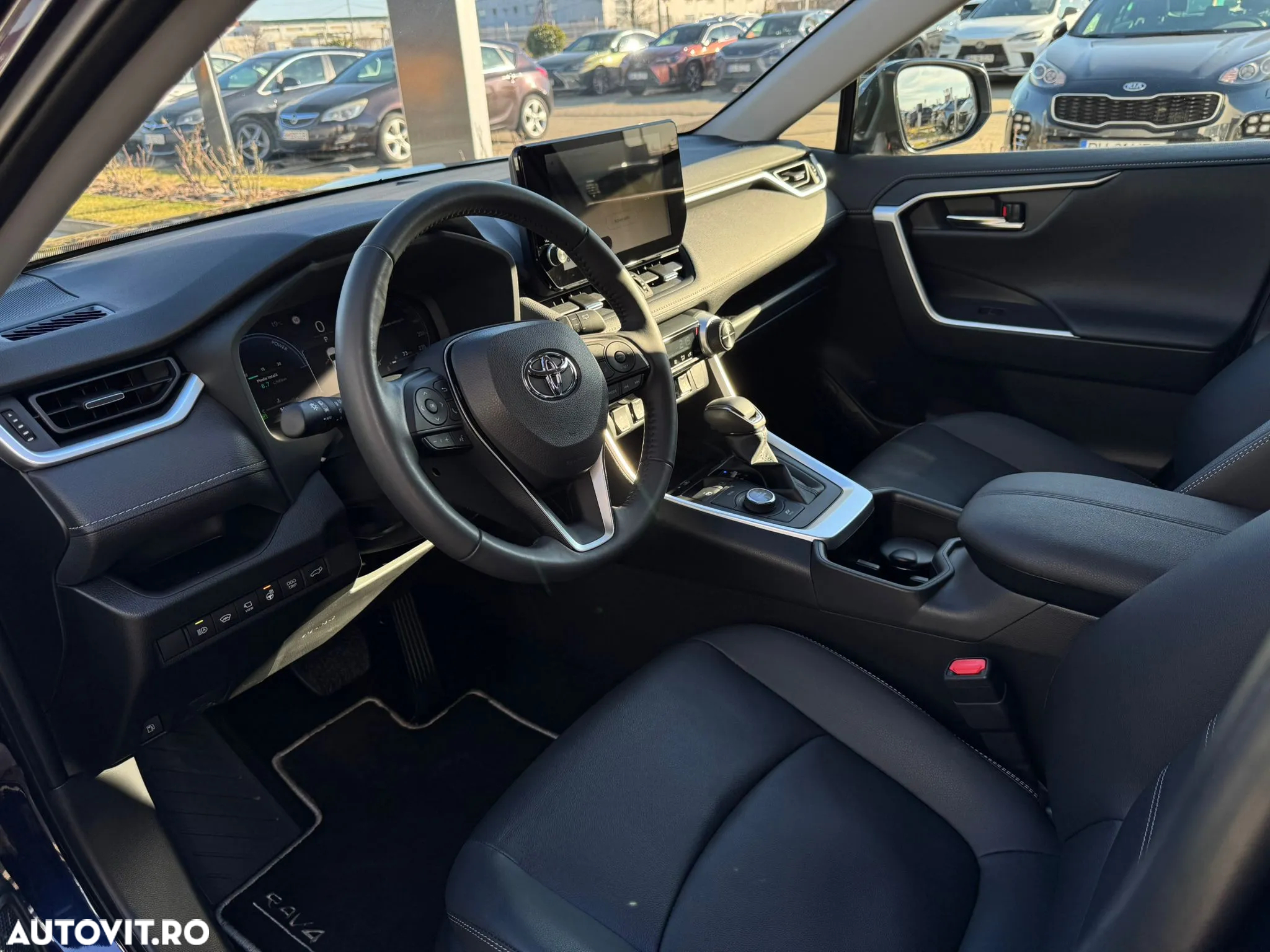 Toyota RAV4 2.5 Hybrid VVT-iE 4x4 Luxury - 14