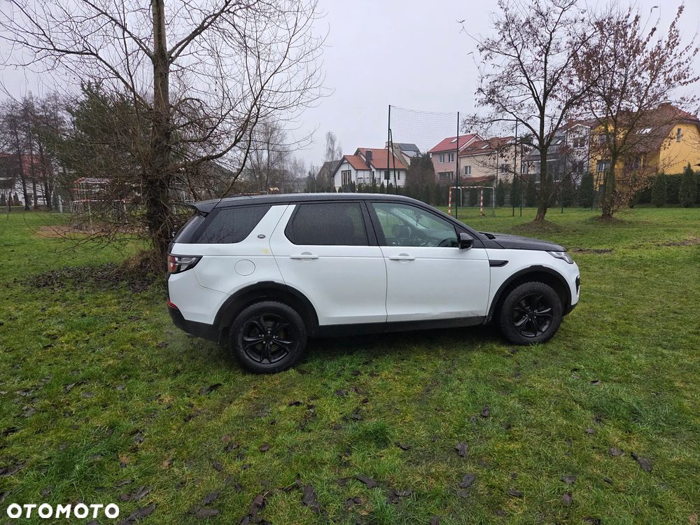 Land Rover Discovery Sport TD4 Dynamic - 6