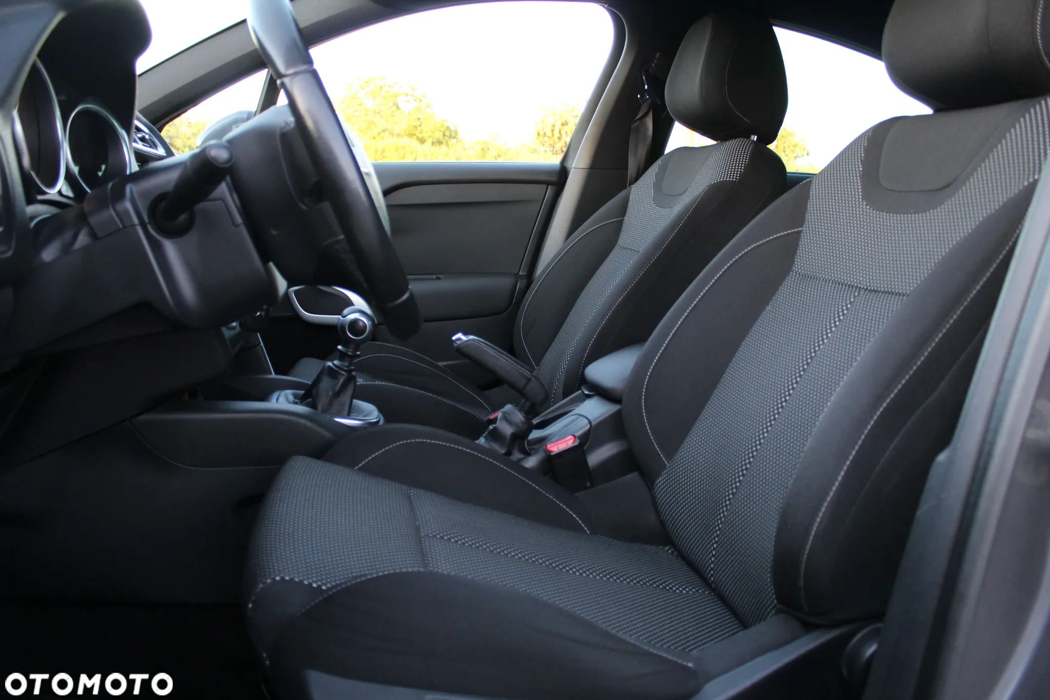Citroën DS4 PureTech 130 Stop&Start Chic - 24