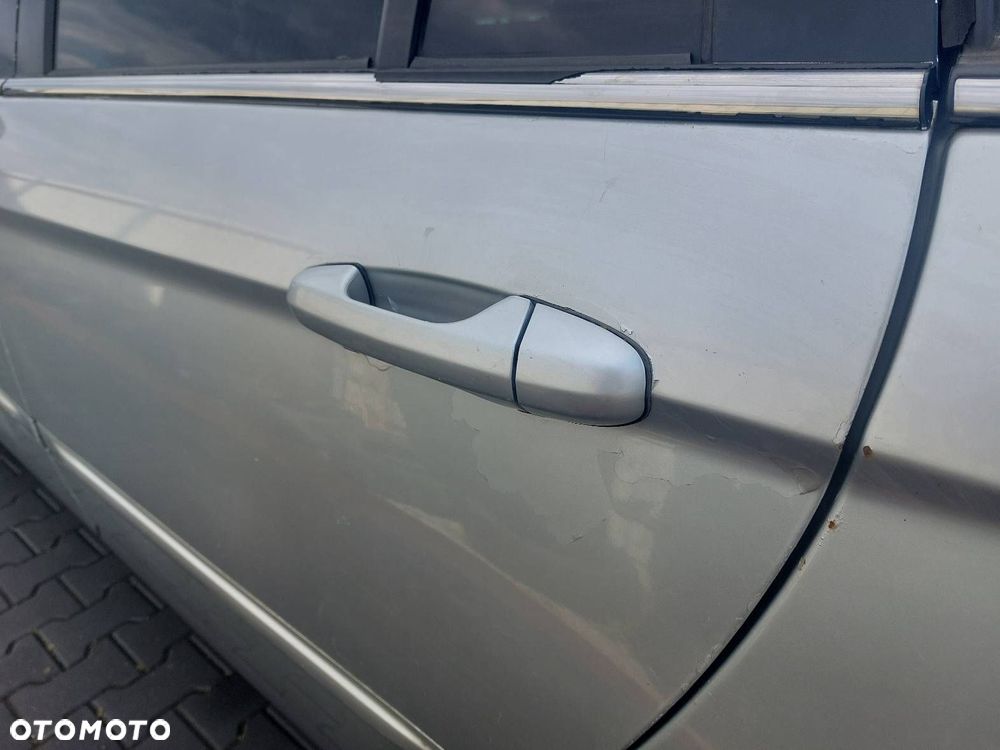 DRZWI KOMPLETNE LEWY TYŁ CHRYSLER PACIFICA I PS2 - 2