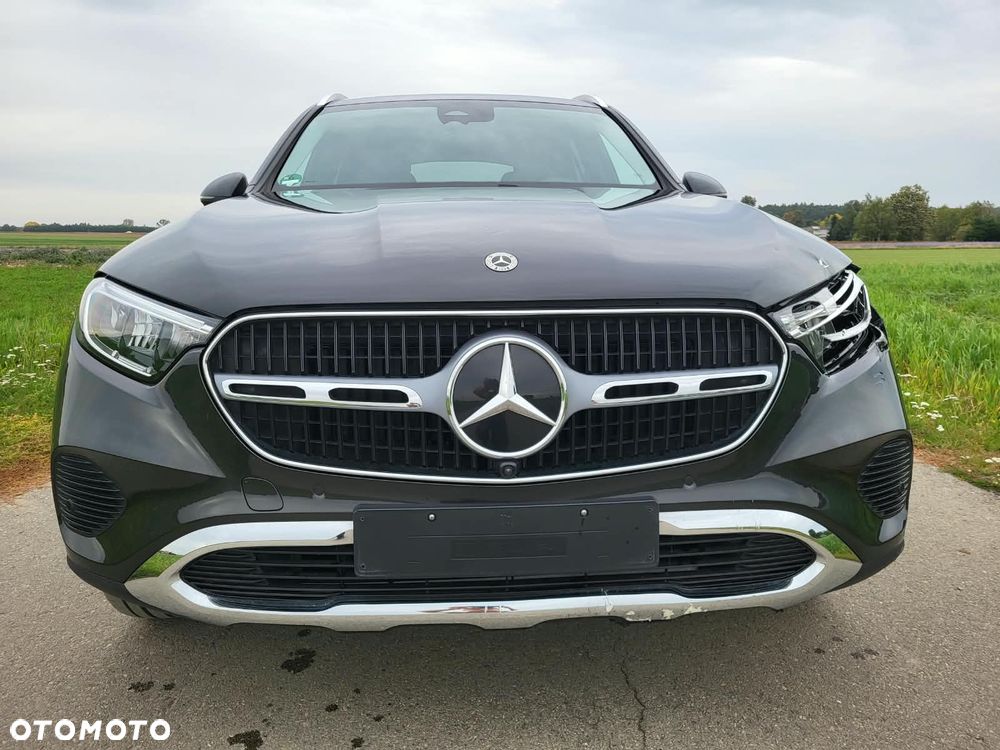 Mercedes-Benz GLC - 28