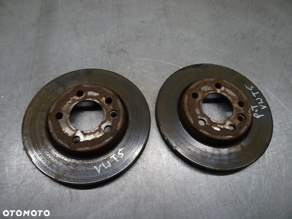 VW TRANSPORTER T5 1.9 TDI TARCZE HAMULCOWE TYŁ - 1