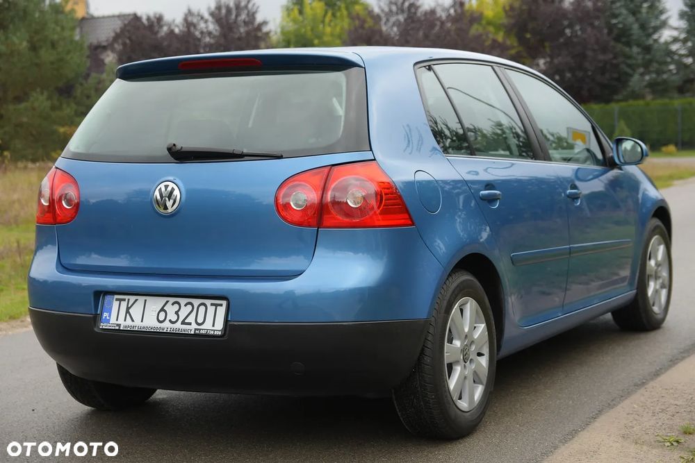 Volkswagen Golf - 8