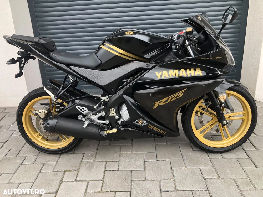 Yamaha YZF-R125 - 1