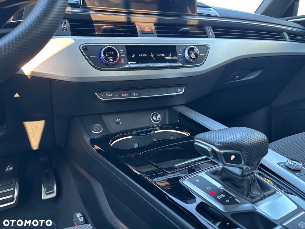 Audi A4 Avant 35 TDI mHEV S Line S tronic - 21