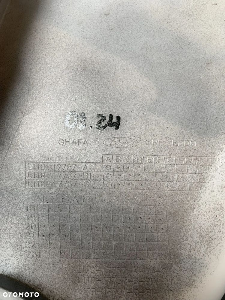 Ford Puma 2 II 19r Zderzak przod przedni 2019 - 6