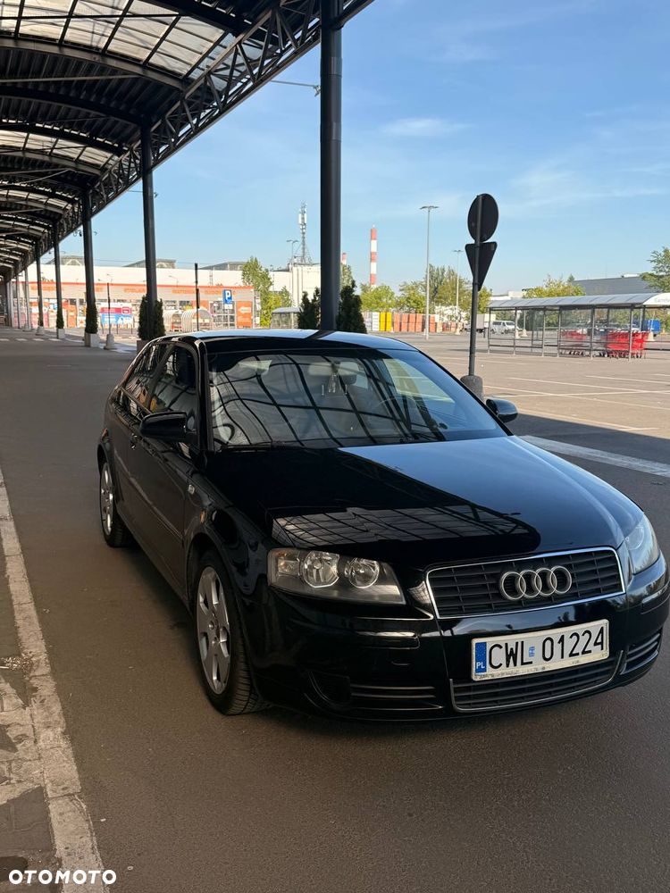 Audi A3 3-drzwiowe 1.6 Ambiente - 2