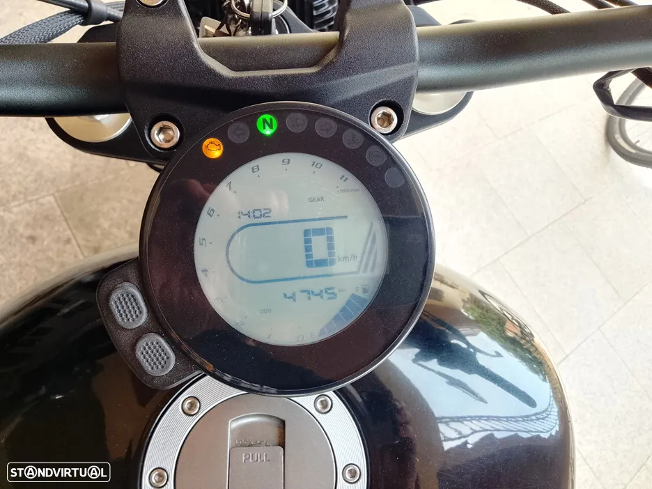 Keeway V-Cruise 125 - 4